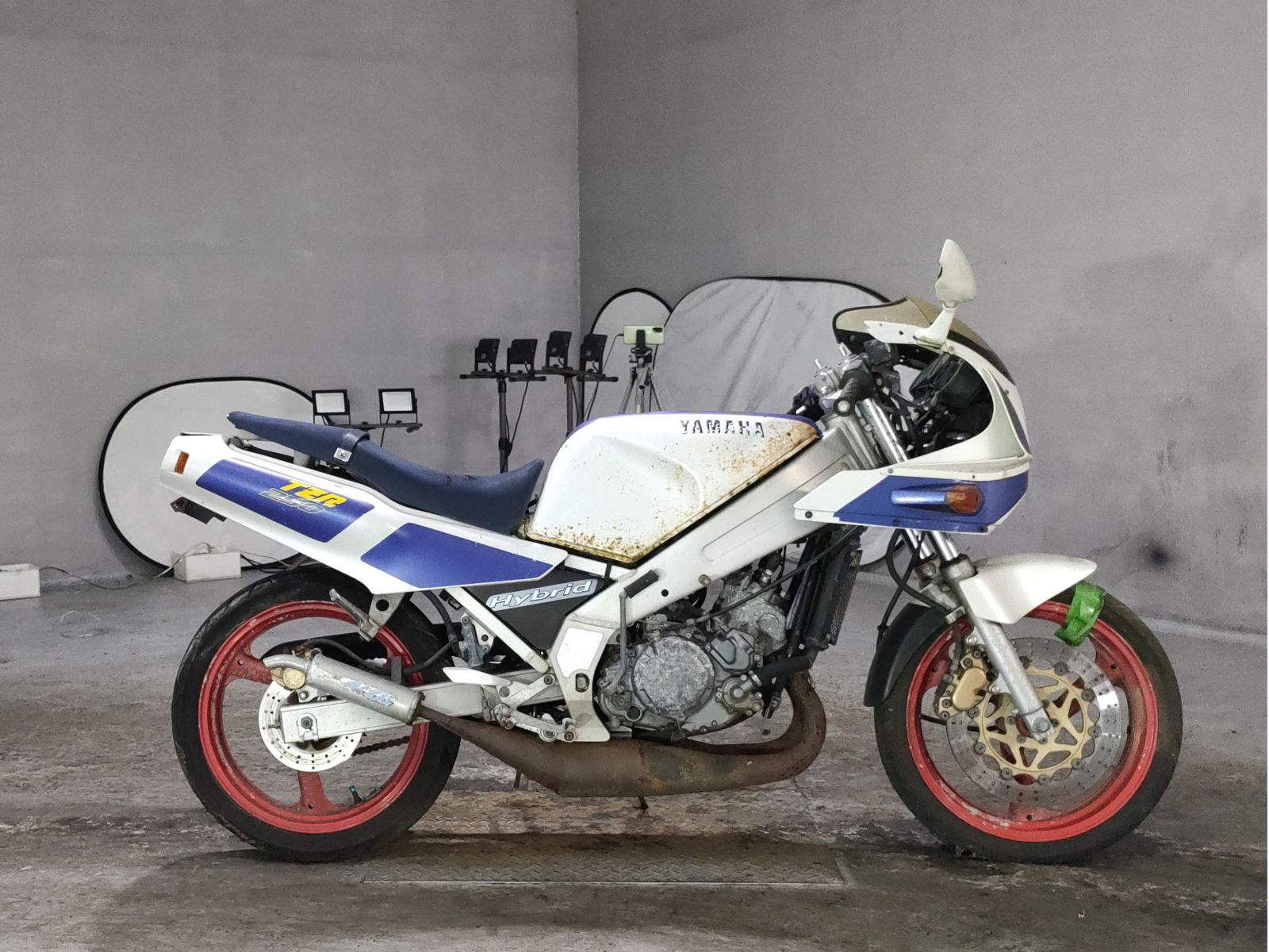 Yamaha TZR250-1