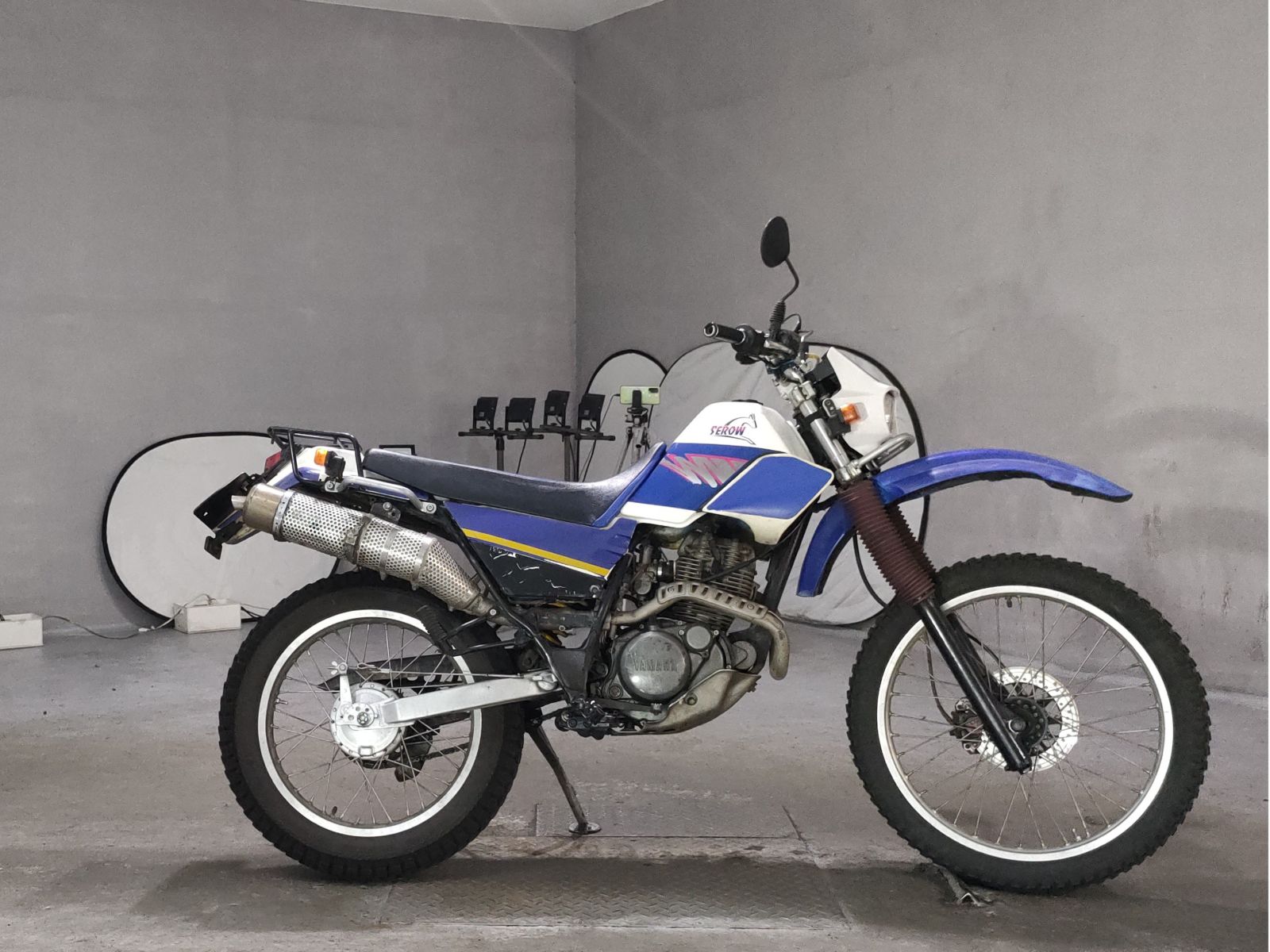 Yamaha SEROW 225