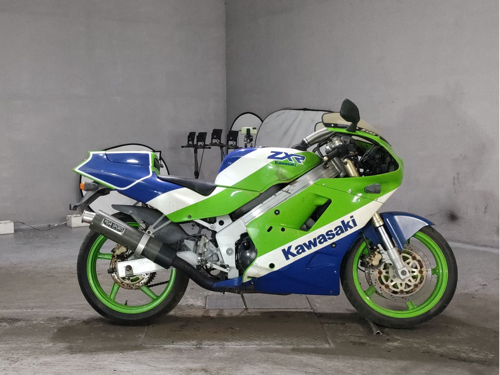 Kawasaki ZXR250R