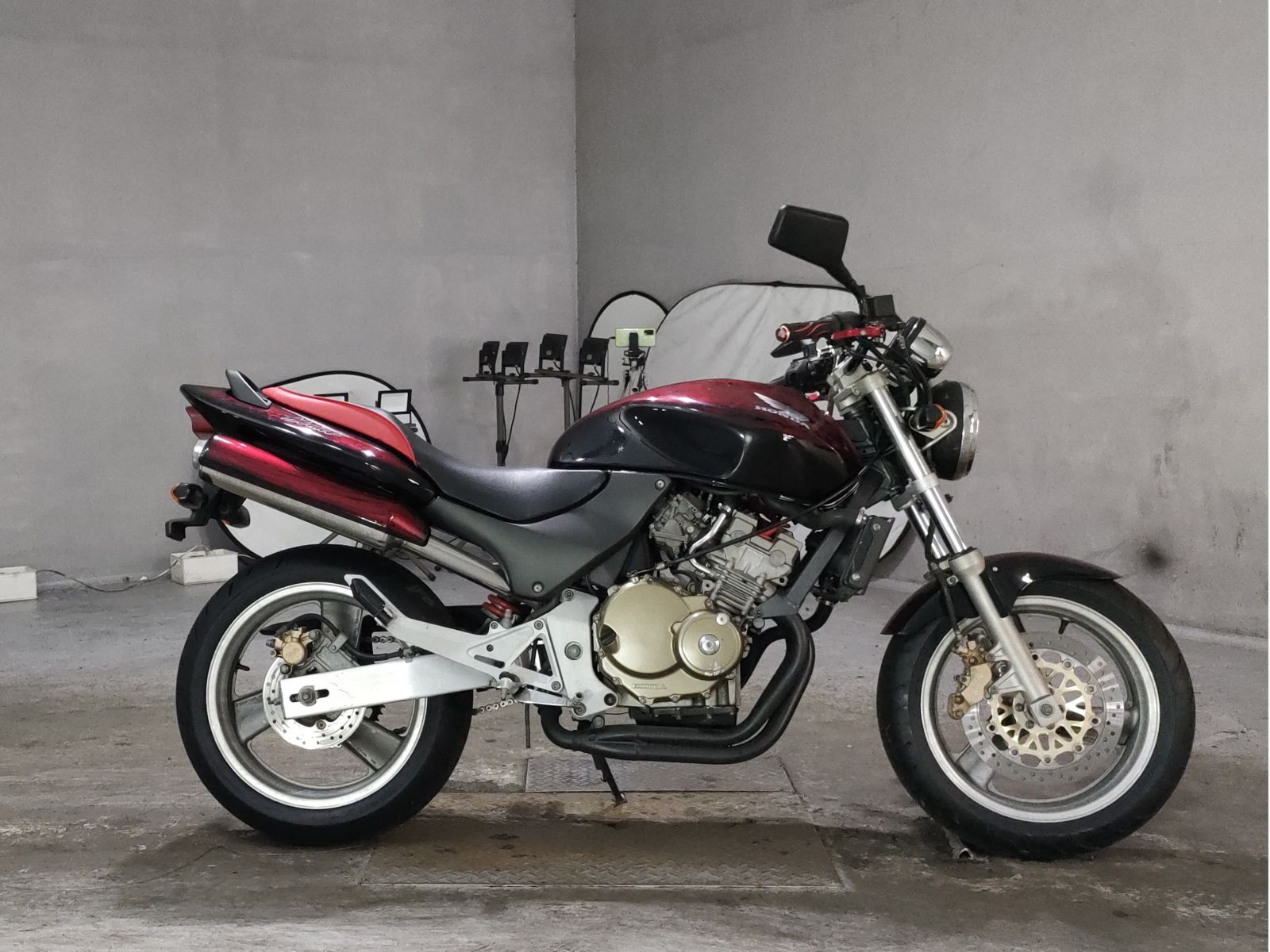 Honda HORNET250