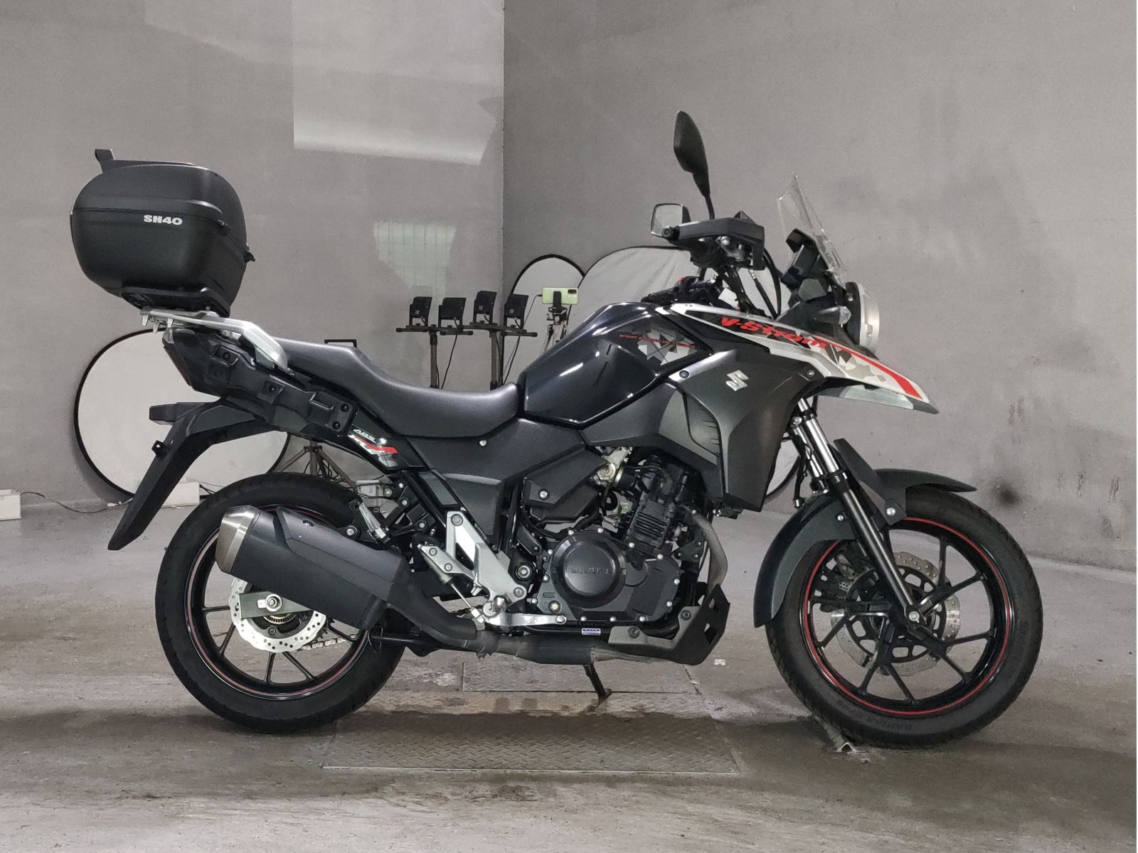 Suzuki V-STROM 250
