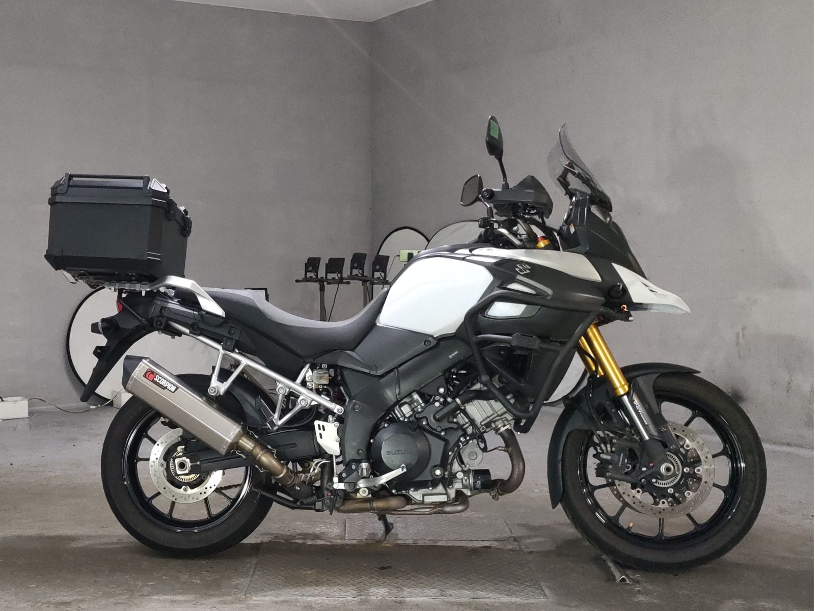 Suzuki V-STROM 1000
