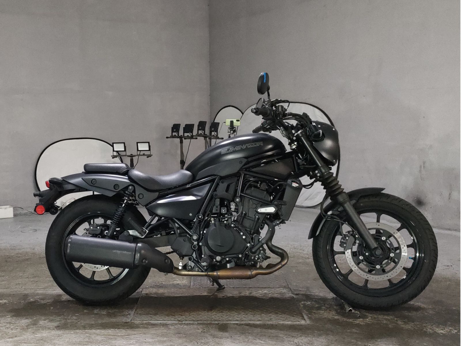 Kawasaki ELIMINATOR 400SE