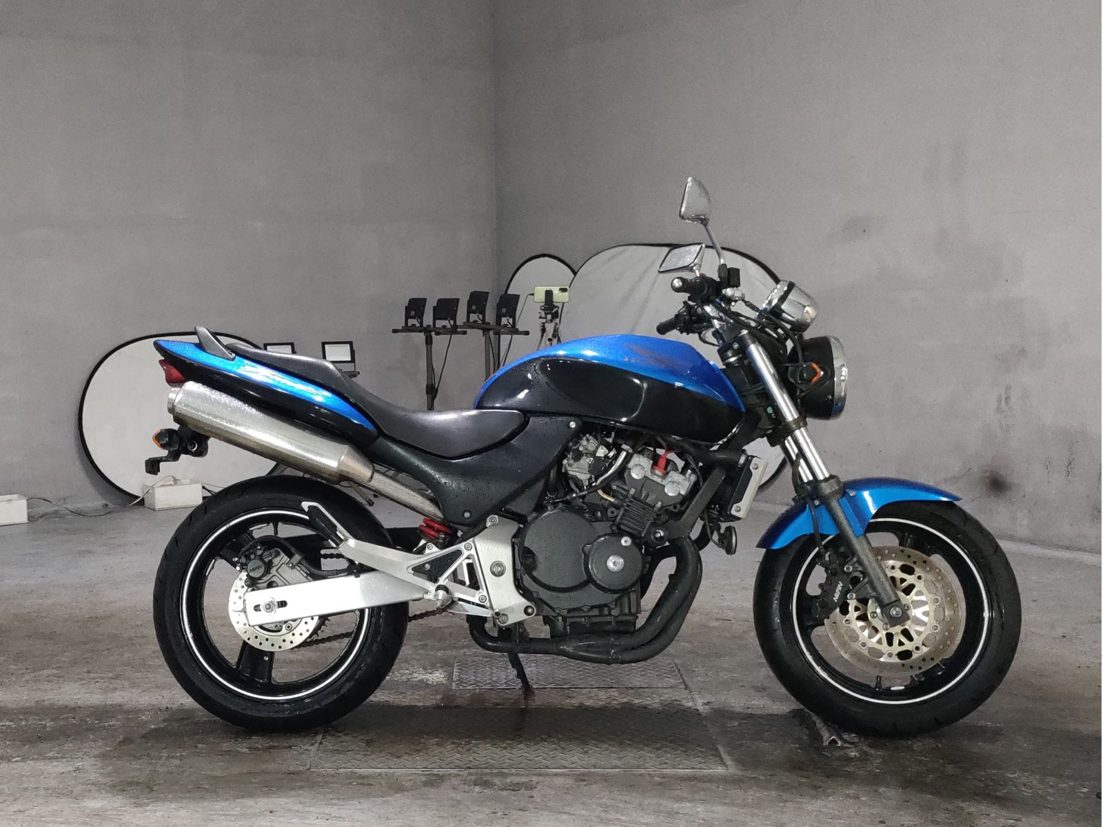 Honda HORNET250