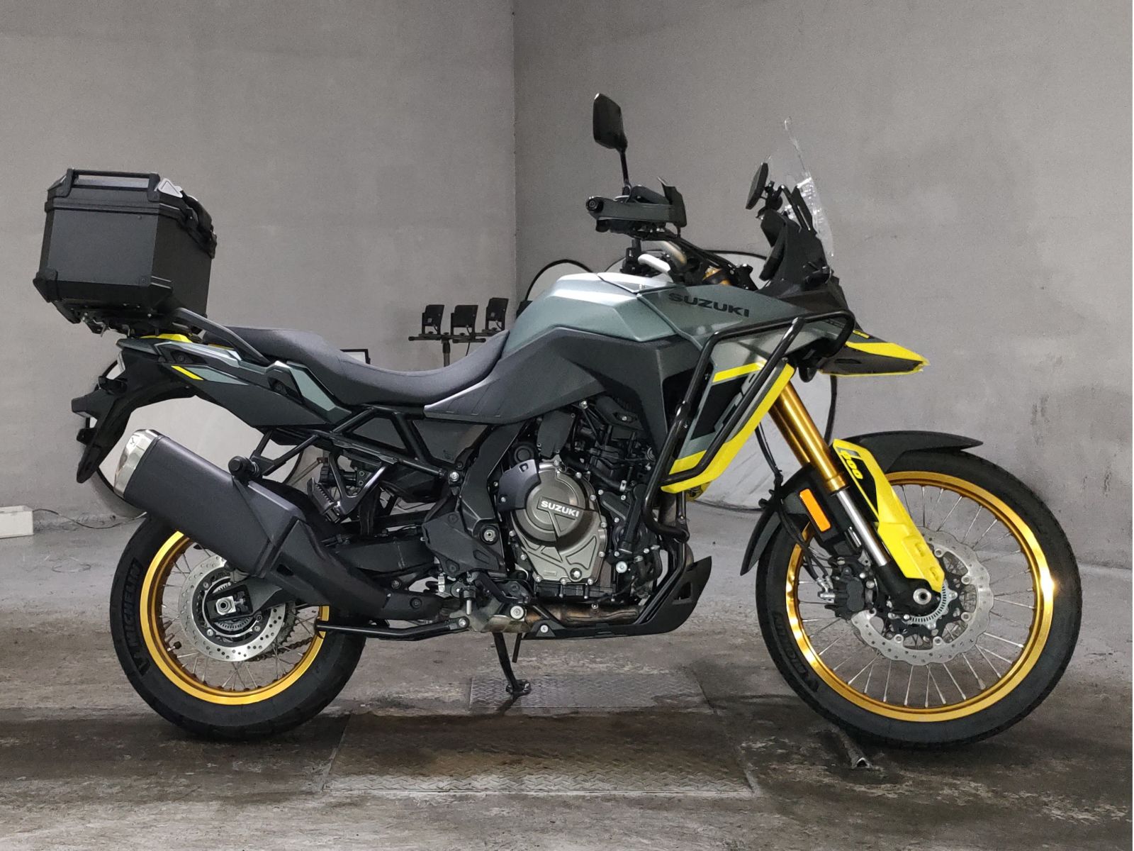 Suzuki V-STROM 800DE