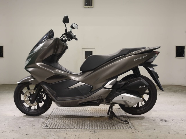 Honda PCX125-3