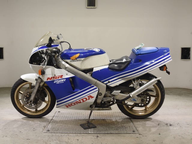 Honda NSR250R-2