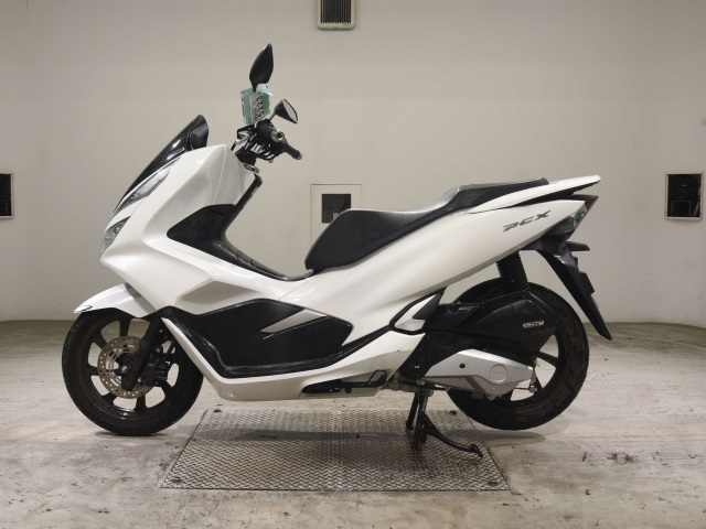 Honda PCX125-3
