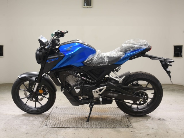 Honda CB125R-2