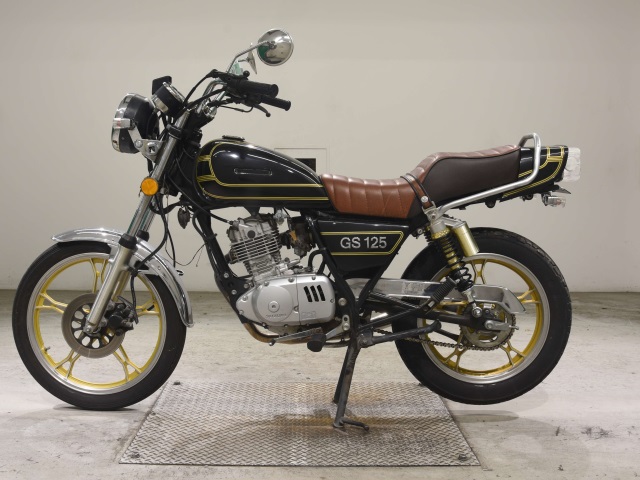 Suzuki GN125H