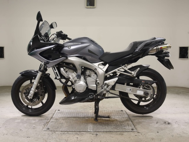 Yamaha FZ-6S FAZER
