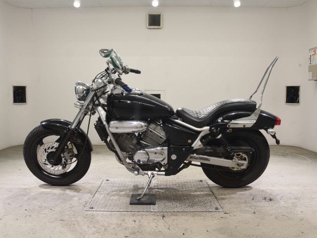 Honda MAGNA 250