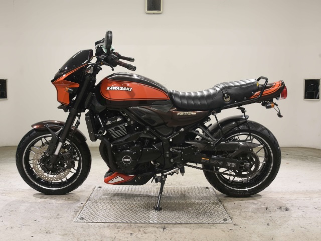 Kawasaki Z900RS