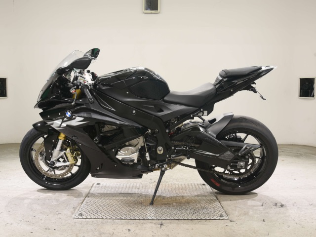 BMW S1000RR