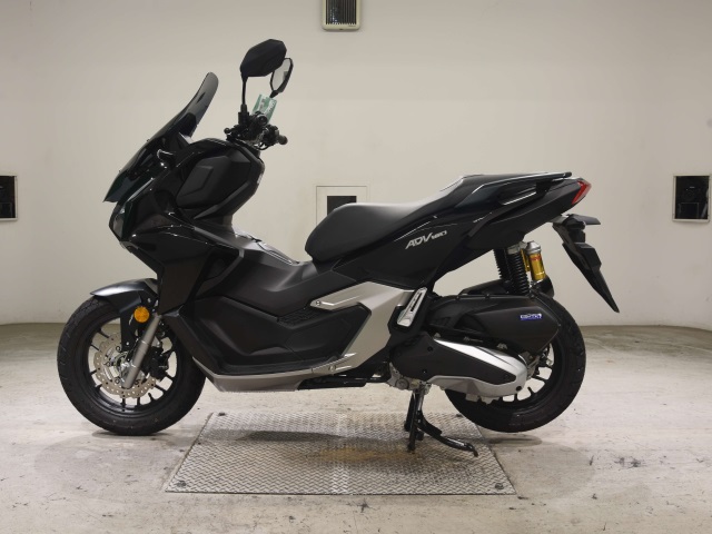 Honda ADV160