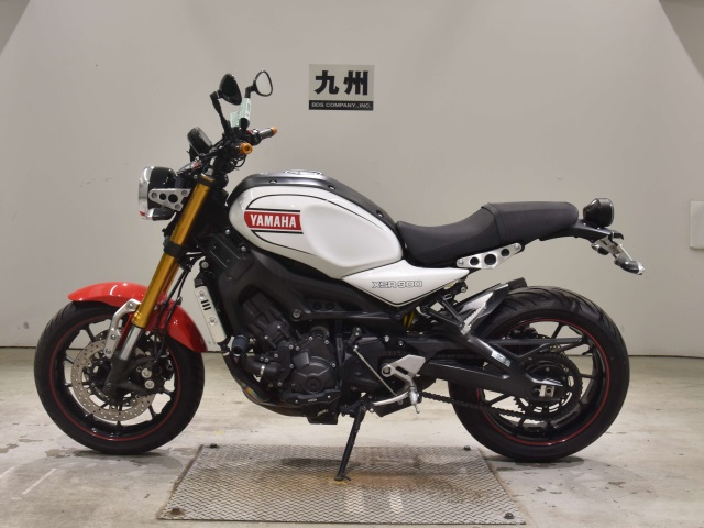 Yamaha XSR900
