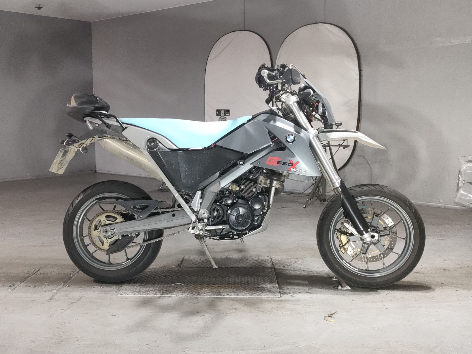 BMW G650X MOTO