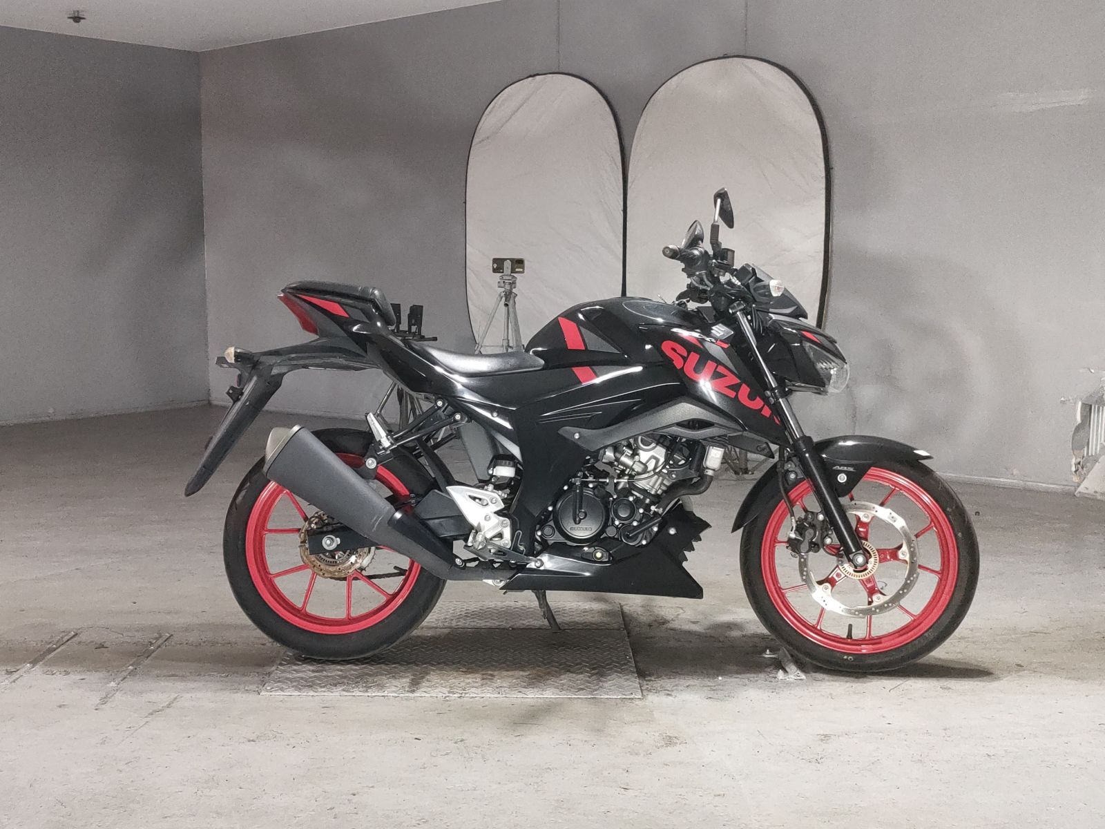 Suzuki GSX-S125