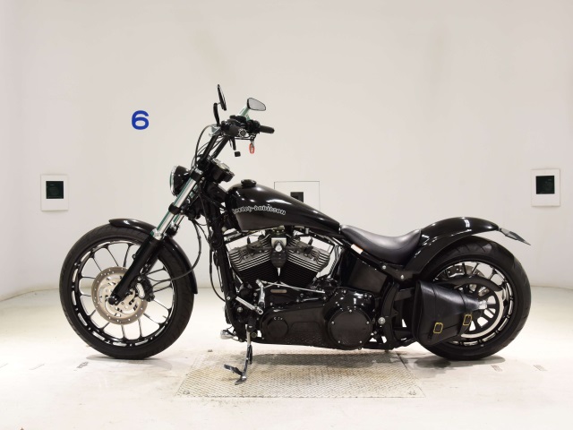 Harley-Davidson Blackline FXS1580