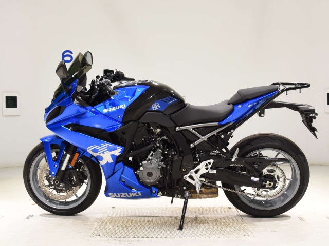 Suzuki GSX-8R