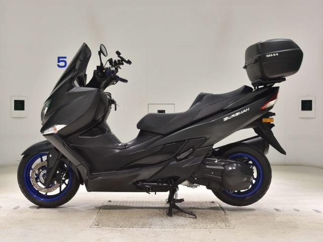 Suzuki BURGMAN 400A