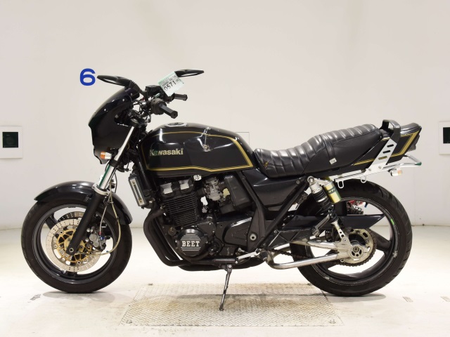 Kawasaki ZRX400