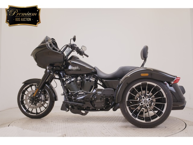 Harley-Davidson Road Glide 3 FLTRT1870