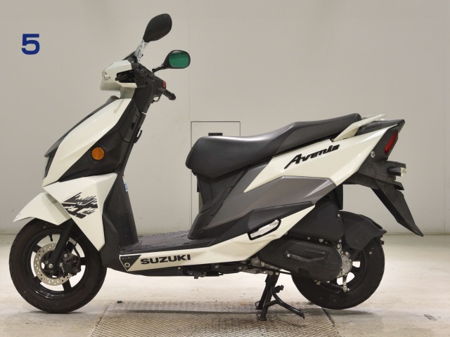 Suzuki AVENIS 125-2