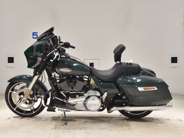 Harley-Davidson Street Glide FLHX1920