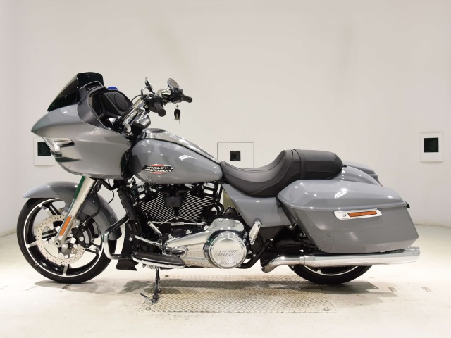 Harley-Davidson Road Glide FLTRX1920