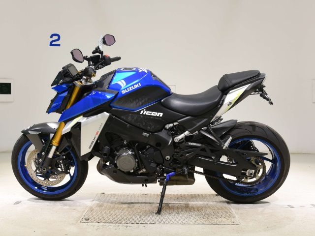 Suzuki GSX-S1000-2