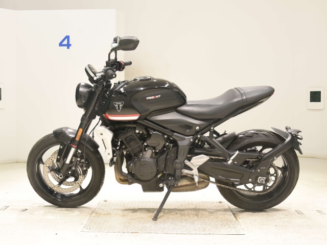 Triumph TRIDENT 660