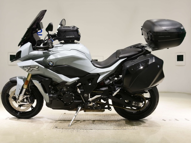 BMW S1000XR
