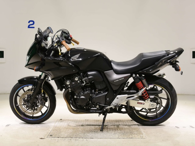 Honda CB400SFV-4 BOLDORABS