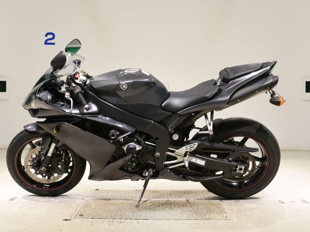 Yamaha YZF-R1