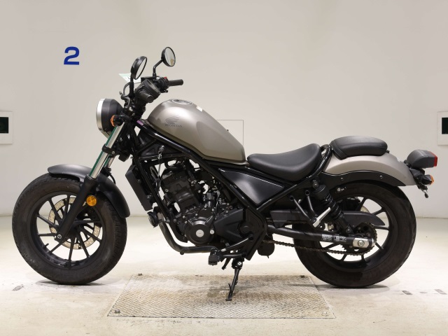 Honda REBEL