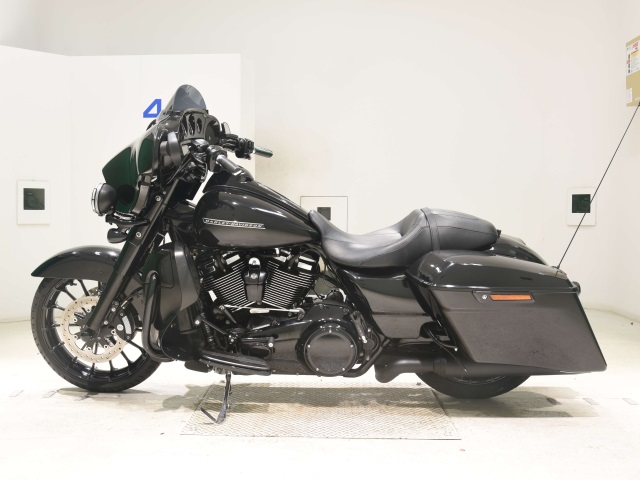 Harley-Davidson Street Glide Special FLHXS1750