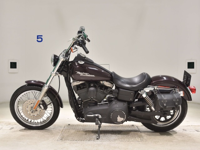 Harley-Davidson Street Bob FXDBI1450