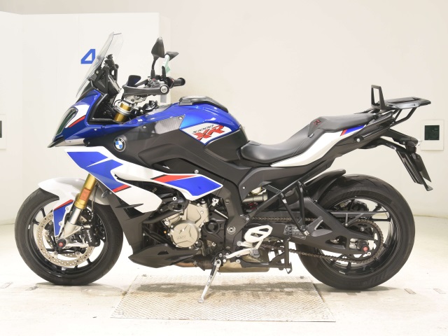 BMW S1000XR