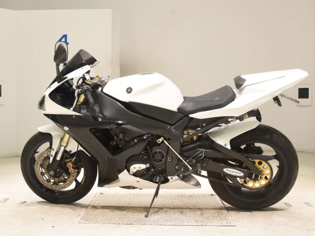 Yamaha YZF-R1