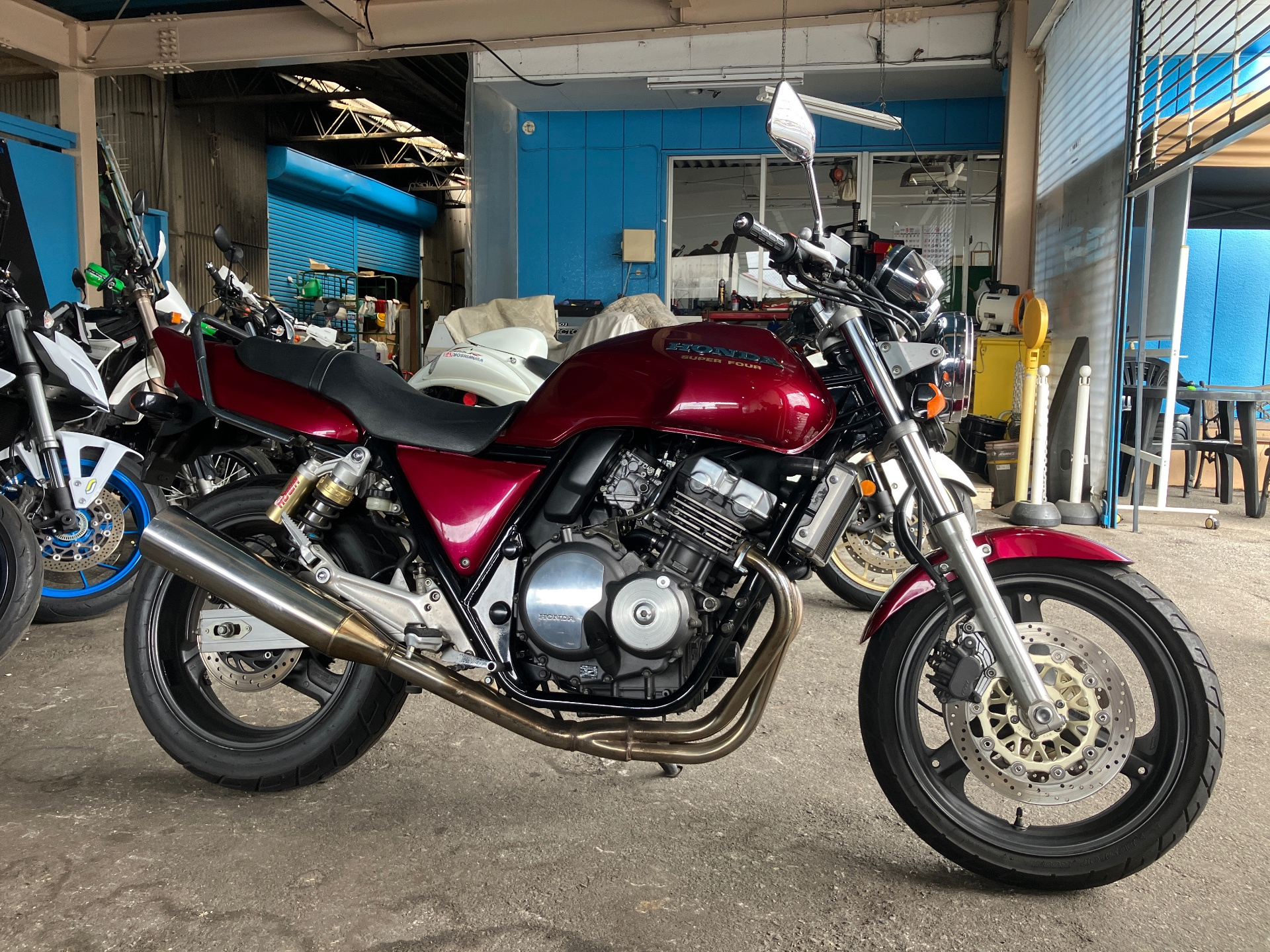 Honda CB400SF