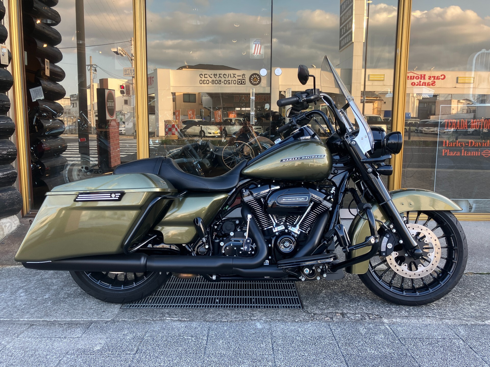 Harley-Davidson Road King Special FLHRXS