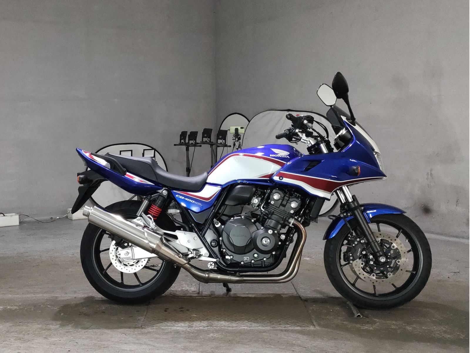 Honda CB400SFV-4 BOLDOR