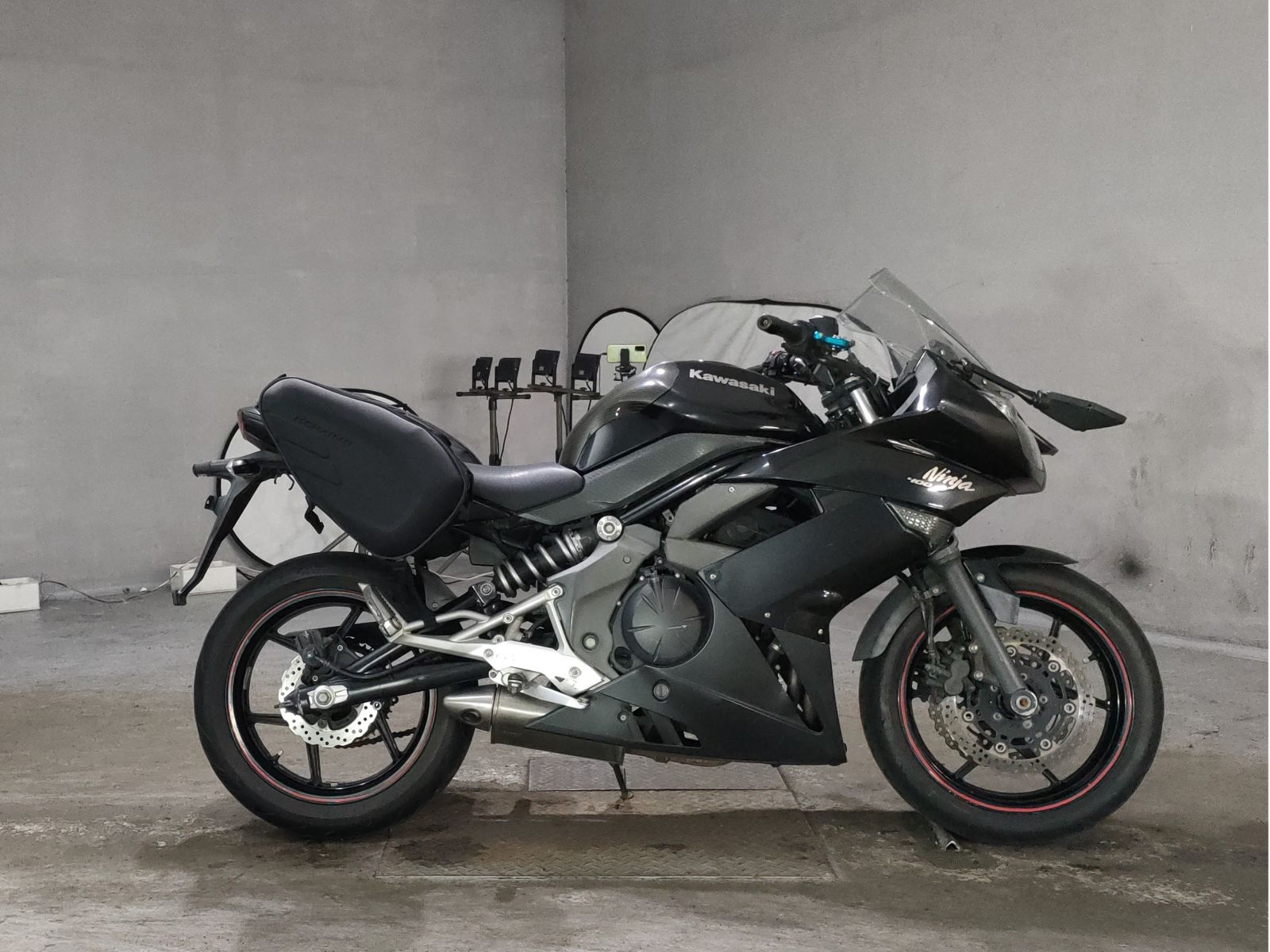 Kawasaki NINJA400R