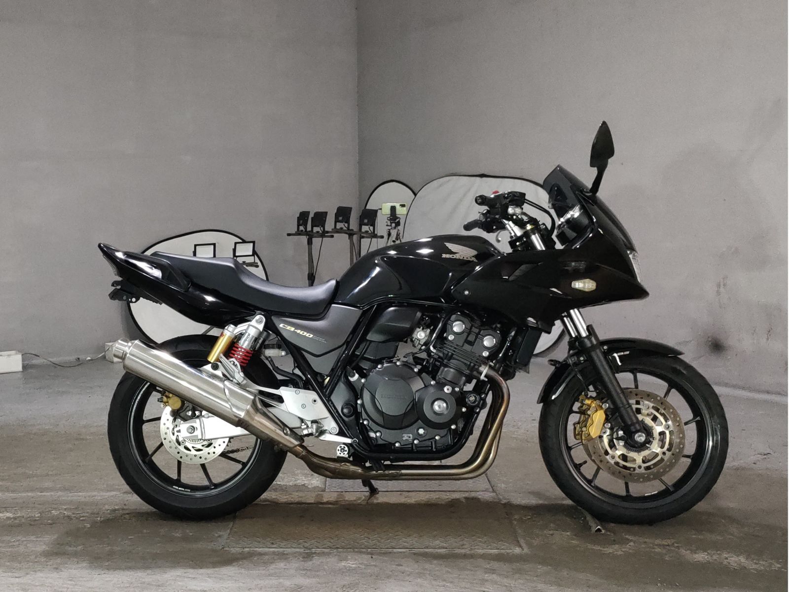 Honda CB400SFV-4 BOLDOR