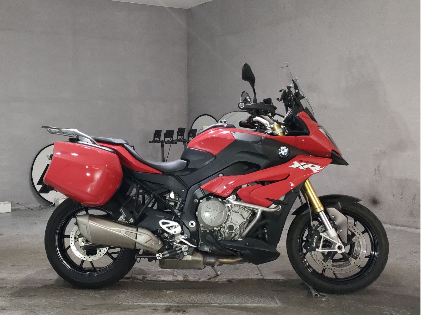 BMW S1000XR
