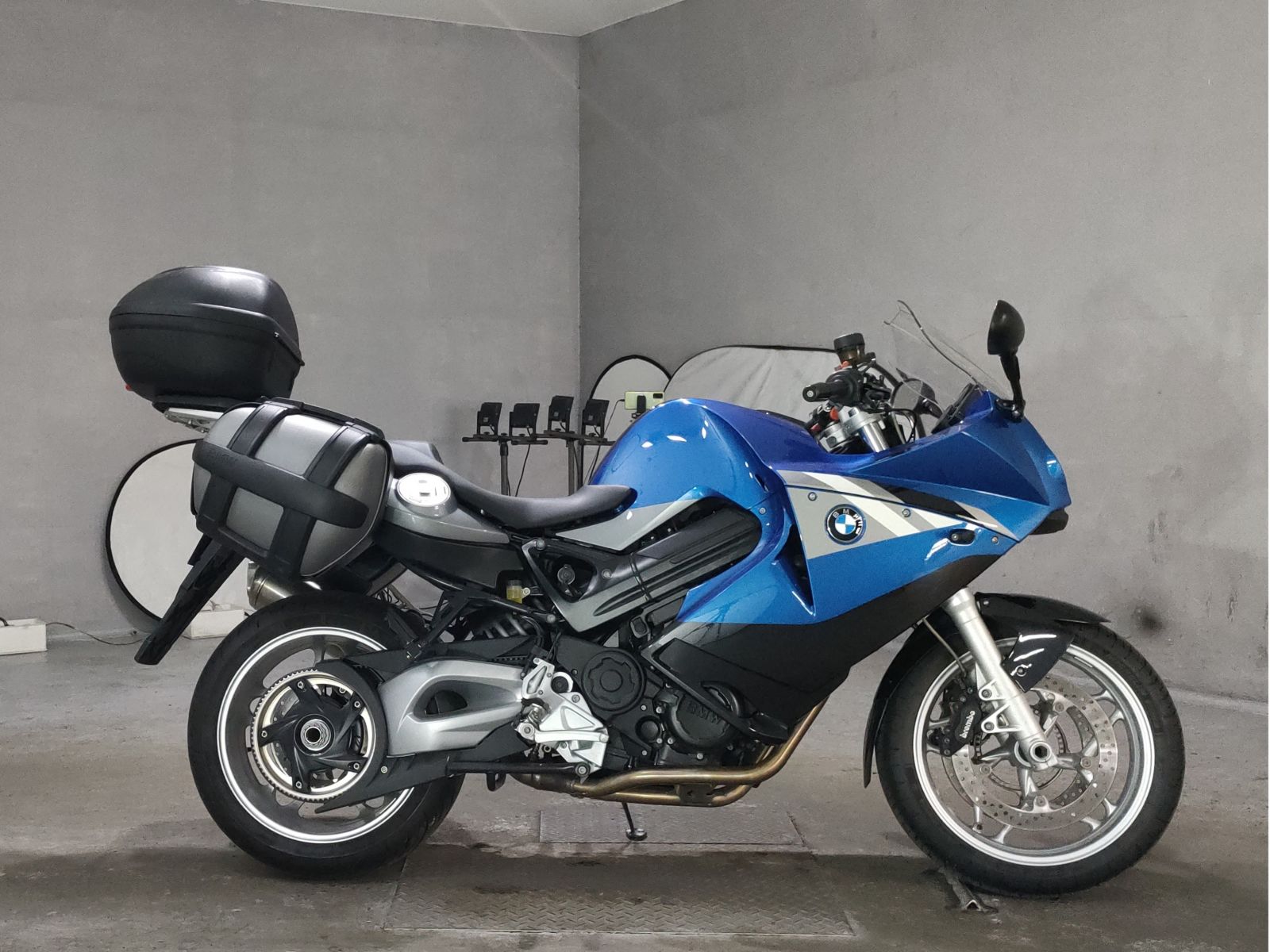 BMW F800ST