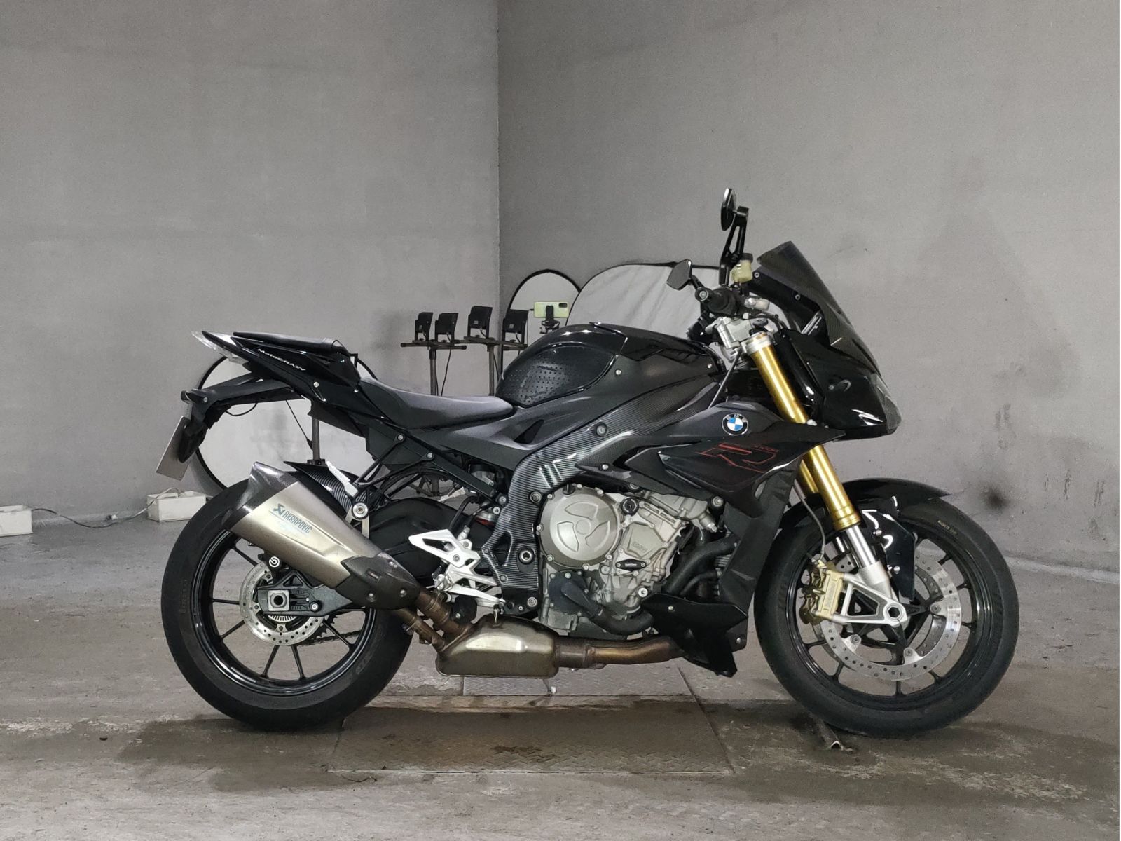 BMW S1000R