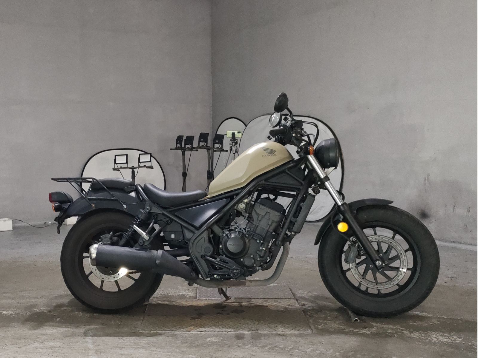 Honda REBEL