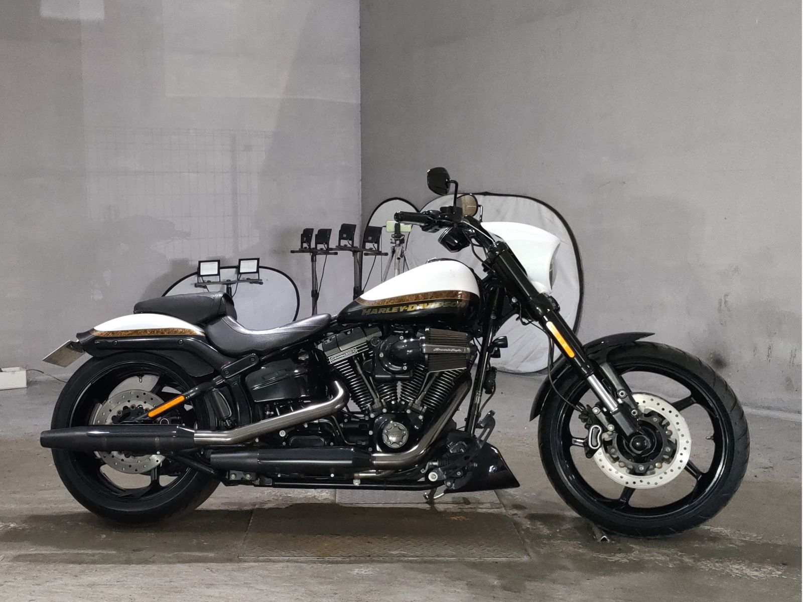 Harley-Davidson CVO Pro Street Breakout FXSE1800